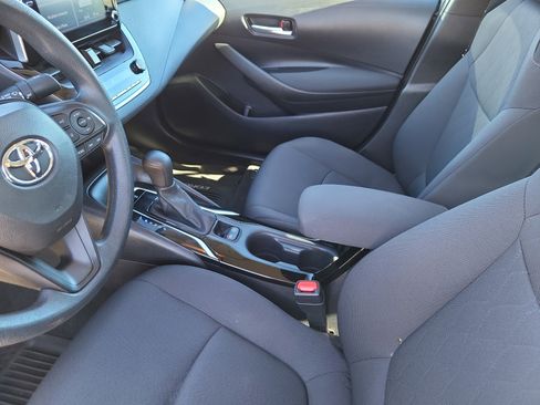 Used 2020 Toyota Corolla LE image 7
