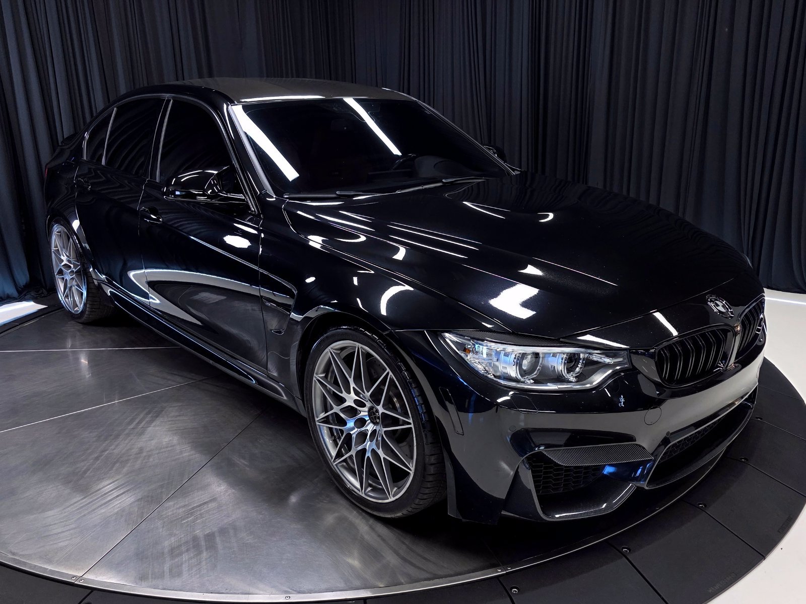 Used 2017 BMW M3 RWD image 57