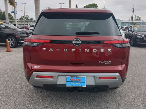 Used 2022 Nissan Pathfinder Platinum w/ Cargo Package image 6