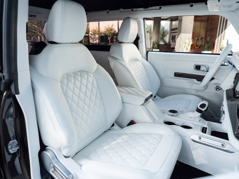 Used 2024 Ford Bronco Black Diamond image 58