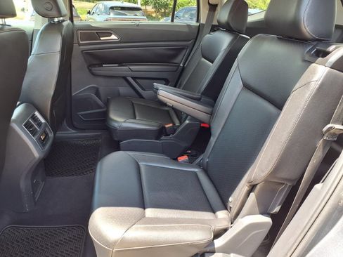 Used 2019 Volkswagen Atlas SEL FWD image 24