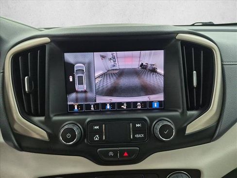 Used 2024 GMC Terrain Denali w/ Denali Premium Package AWD/4WD image 14
