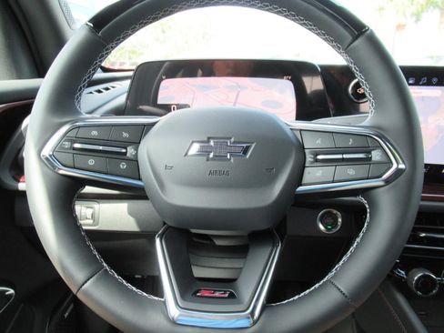 New 2026 Chevrolet Traverse Z71 w/ Enhanced Driving Package AWD/4WD image 21