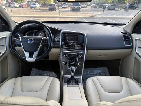Used 2015 Volvo XC60 T6 Premier Plus AWD/4WD image 23