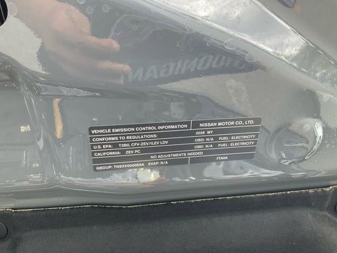 New 2026 Nissan Leaf Platinum+ w/ Cargo Package (Platinum+) image 32