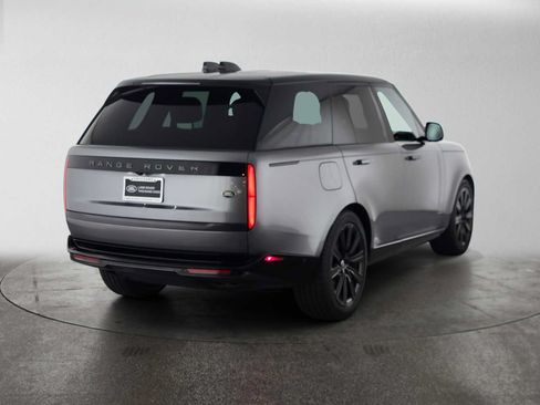 Used 2023 Land Rover Range Rover SE AWD/4WD image 5