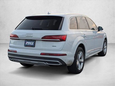 Certified 2023 Audi Q7 2.0T Premium w/ Convenience Package image 5