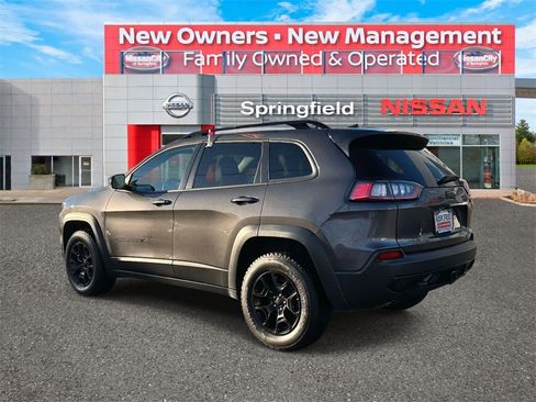 Used 2022 Jeep Cherokee Latitude w/ Trailer Tow Group image 6