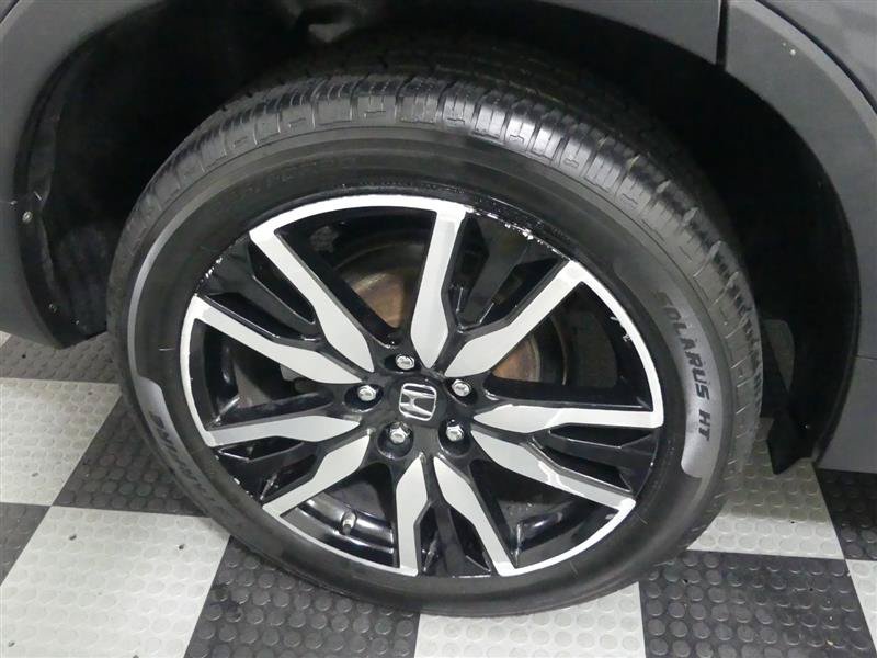Used 2020 Honda Pilot Elite image 16