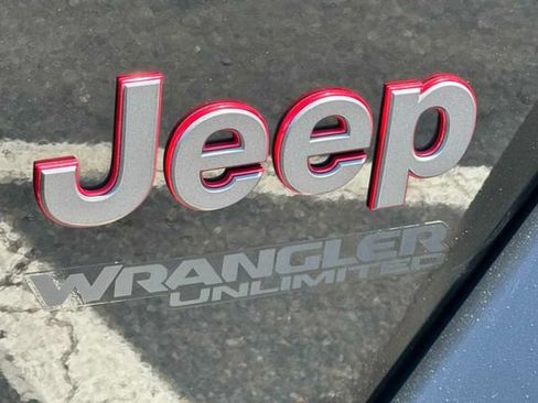 Certified 2021 Jeep Wrangler Unlimited Rubicon AWD/4WD image 23