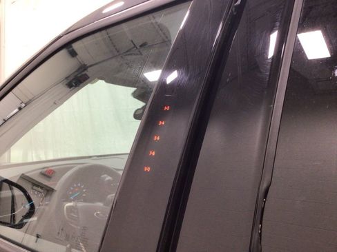 Used 2023 Ford Explorer XLT w/ Equipment Group 202A image 9