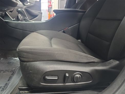 Certified 2020 Chevrolet Malibu LT image 27