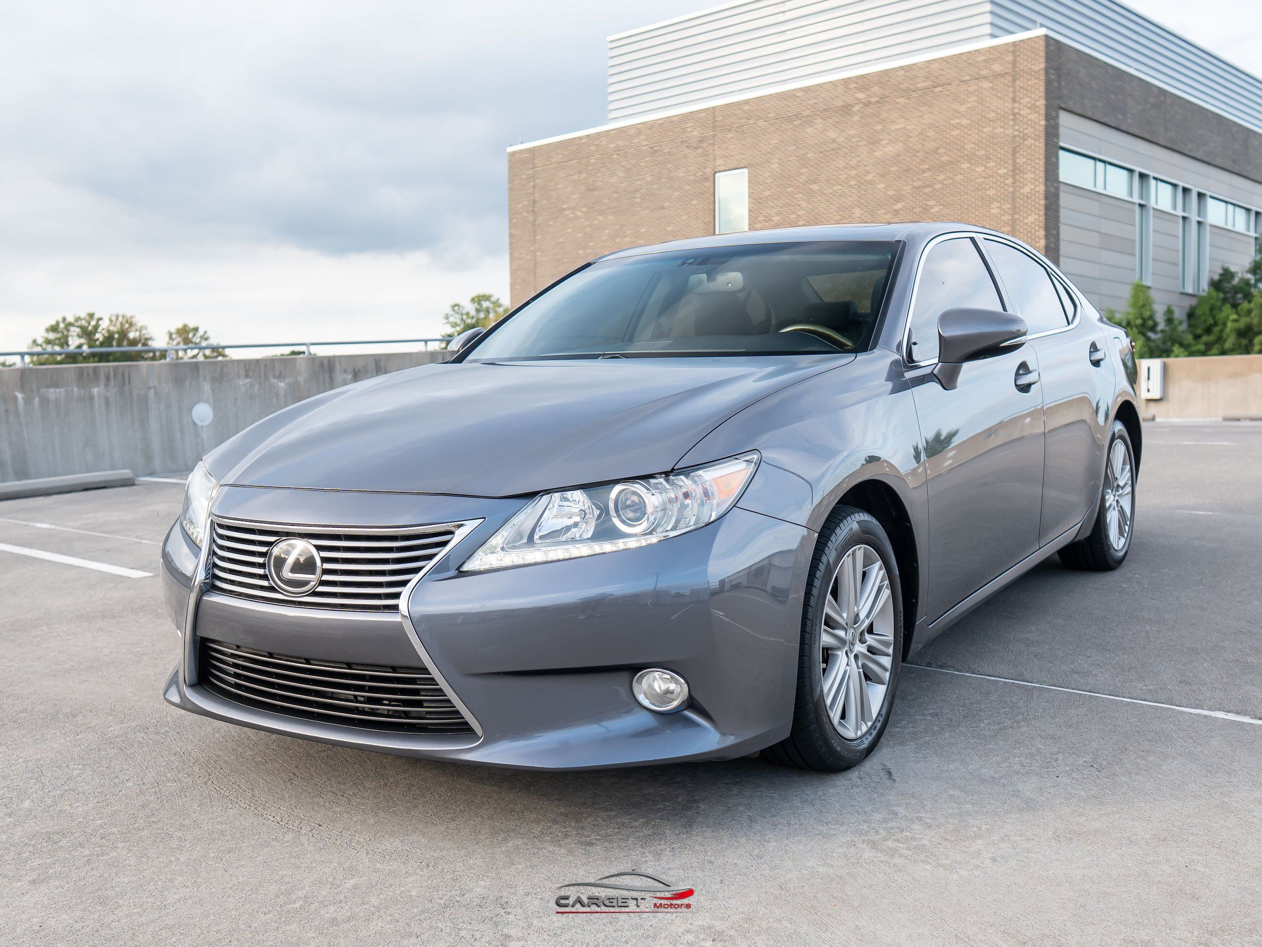 Used 2015 Lexus ES 350 w/ Premium Package FWD image 3