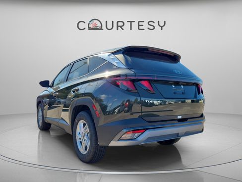 New 2026 Hyundai Tucson SE image 2