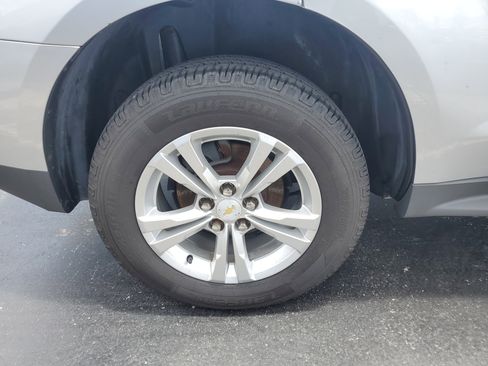 Used 2013 Chevrolet Equinox LS image 30