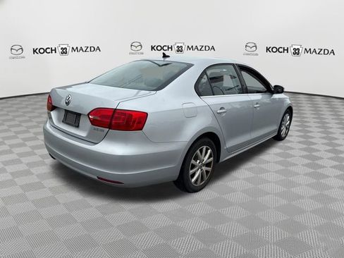 Used 2013 Volkswagen Jetta SE FWD image 7