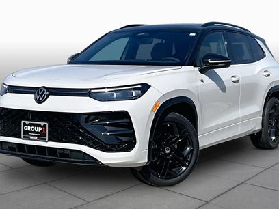 New 2026 Volkswagen Tiguan SE R-Line