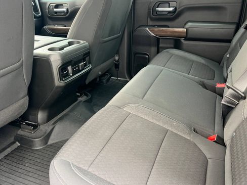 Used 2021 Chevrolet Silverado 1500 LT Trail Boss w/ Bed Protection Package AWD/4WD image 9