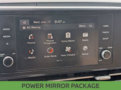 Used 2024 Kia Carnival LX FWD image 24
