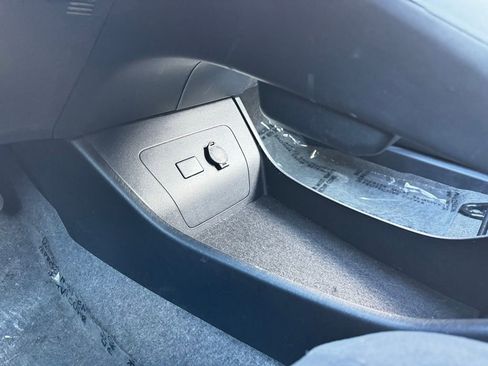 Used 2012 Toyota Prius Two image 13