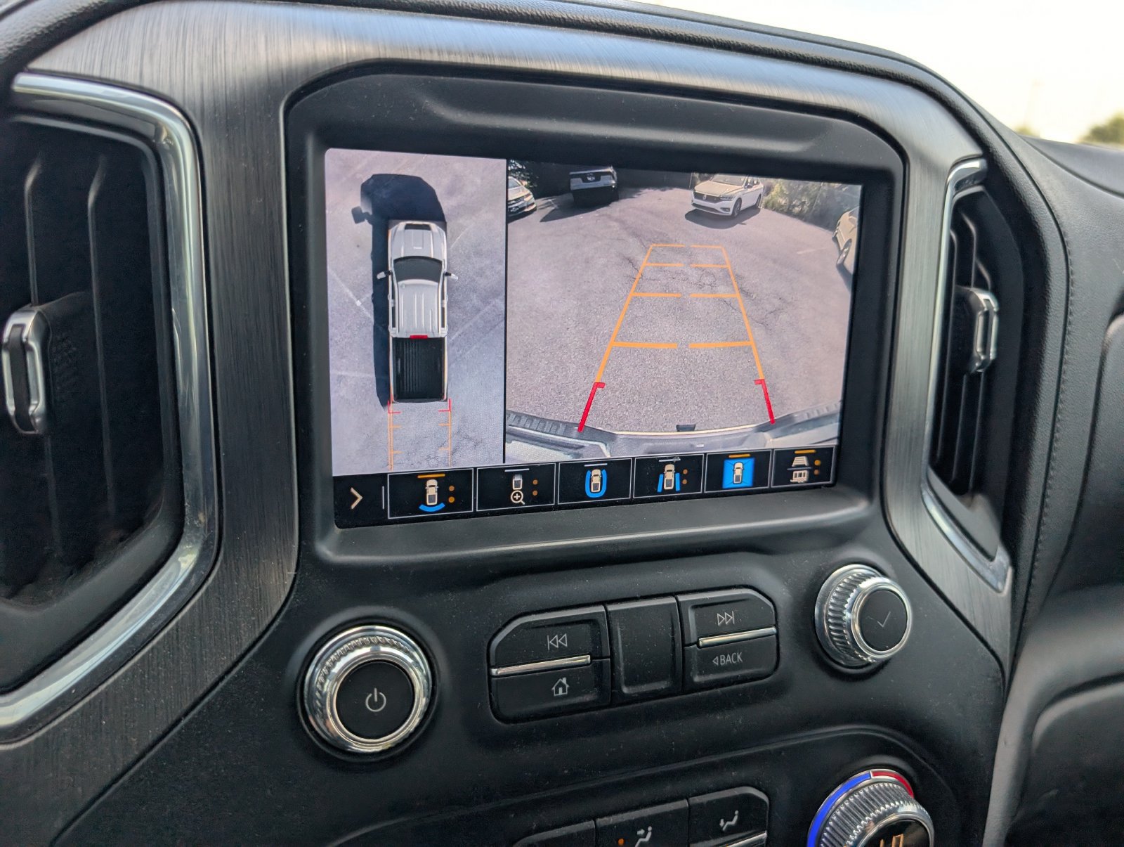 Used 2020 GMC Sierra 2500 Denali w/ Denali Ultimate Package AWD/4WD image 12
