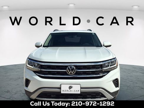 Used 2022 Volkswagen Atlas SE w/ Panoramic Sunroof Package FWD image 9