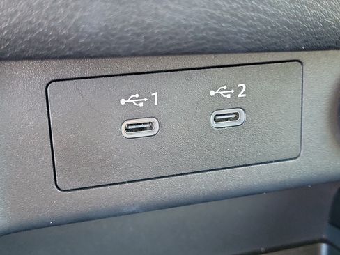 Certified 2024 Nissan Rogue SV FWD image 22