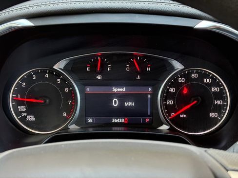 Used 2025 Chevrolet Blazer LT FWD image 14