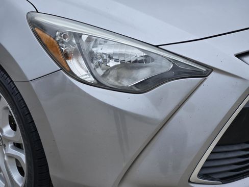 Used 2016 Scion iA FWD image 35