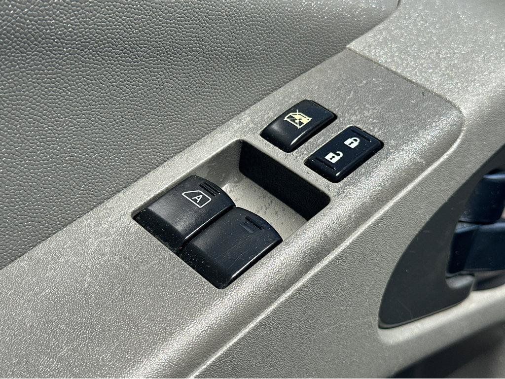 Used 2021 Nissan Frontier S RWD image 35