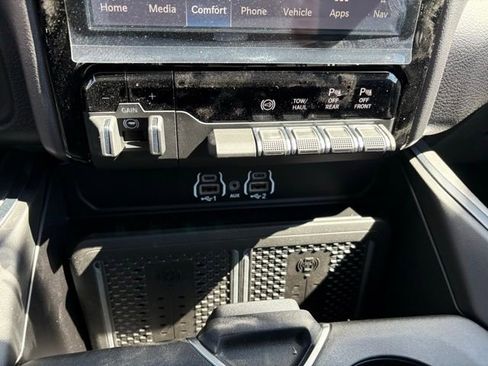 New 2025 RAM 2500 Laramie w/ Night Edition image 25