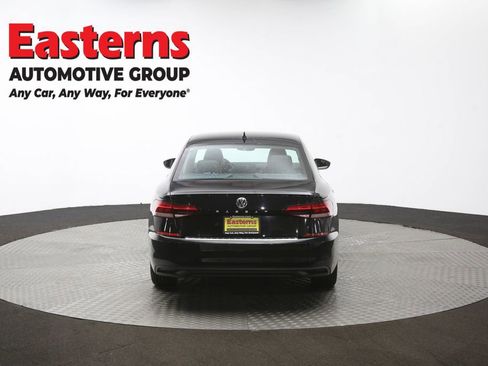 Used 2022 Volkswagen Passat 2.0T SE image 36