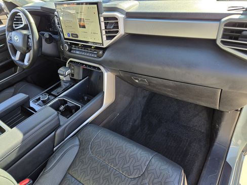 Used 2024 Toyota Tundra Limited image 16