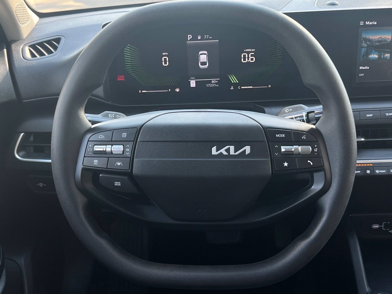 Used 2025 Kia K4 FWD image 15