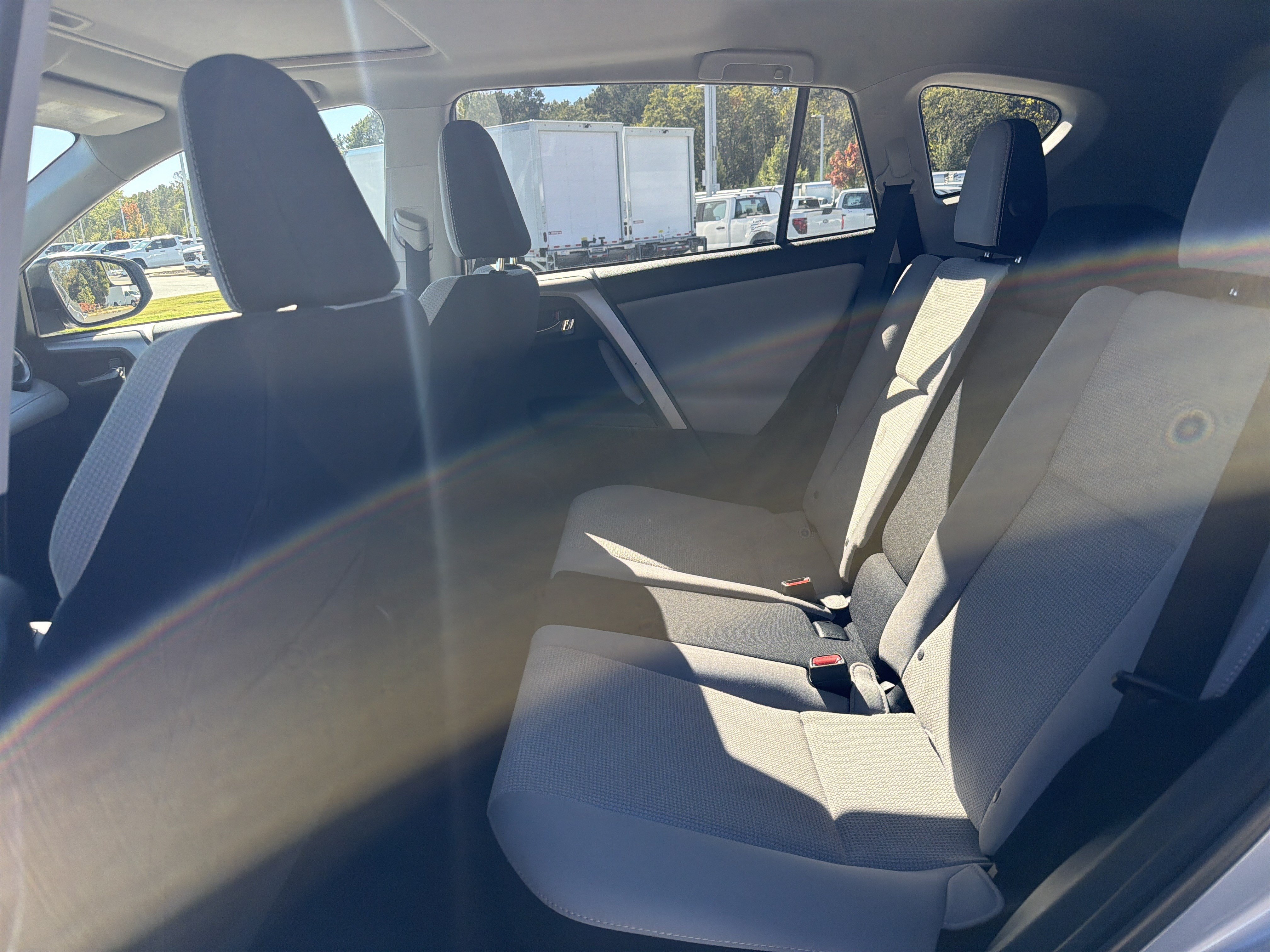 Used 2016 Toyota RAV4 XLE FWD image 30