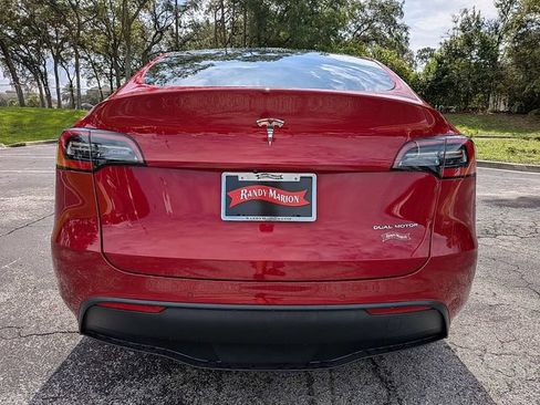 Used 2021 Tesla Model Y Long Range AWD/4WD image 4
