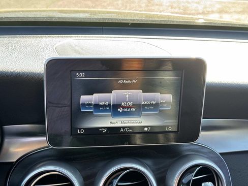 Used 2018 Mercedes-Benz GLC 300 4MATIC image 21