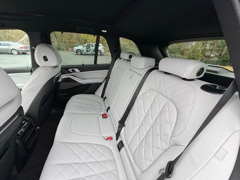 New 2026 BMW X5 xDrive50e w/ Executive Package image 14