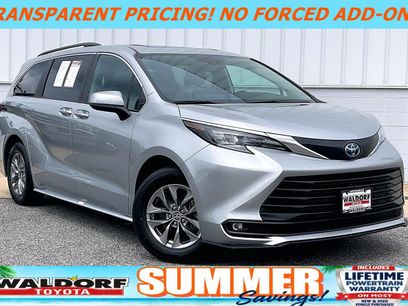 Used 2025 Toyota Sienna XLE