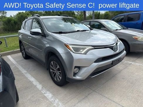 Used 2018 Toyota RAV4 XLE w/ Protection Package image 1