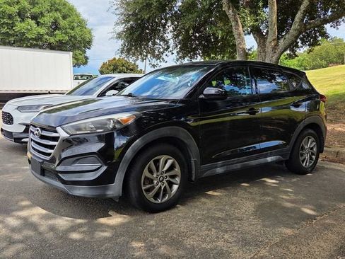 Used 2017 Hyundai Tucson SE FWD image 3