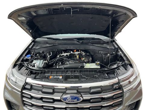 New 2026 Ford Explorer Active AWD/4WD image 16