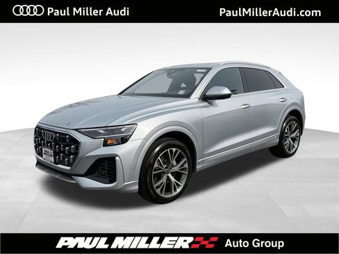 Used 2025 Audi Q8 Premium w/ Convenience Package AWD/4WD image 1