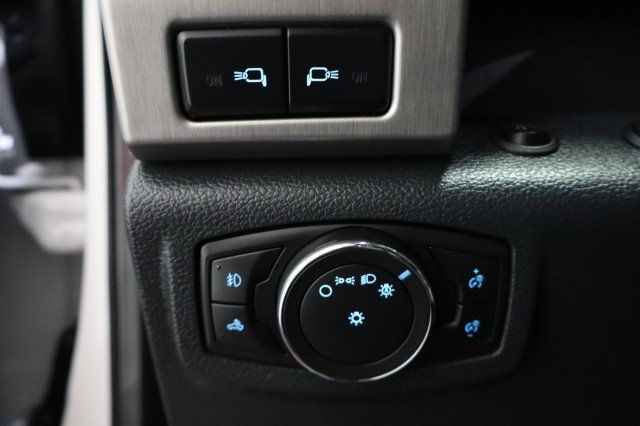 Used 2022 Ford F450 Platinum w/ FX4 Off-Road Package AWD/4WD image 41