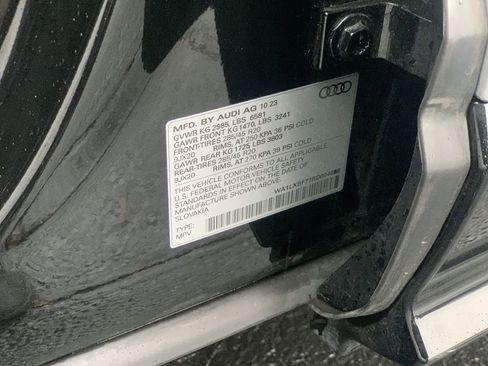 Used 2024 Audi Q7 3.0T Premium Plus image 32