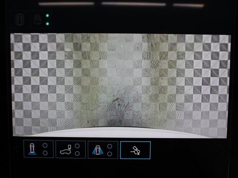 Used 2024 GMC Acadia Denali image 22