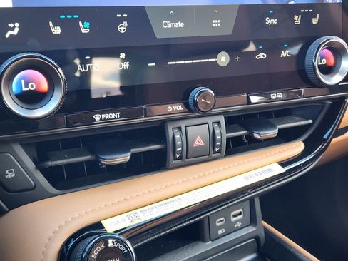 New 2026 Lexus NX 350h AWD w/ Premium Package image 25