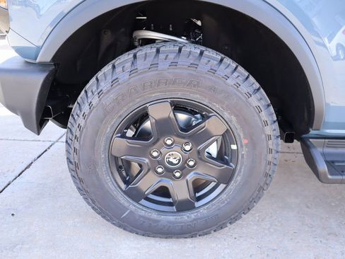 New 2025 Ford Bronco Outer Banks AWD/4WD image 18