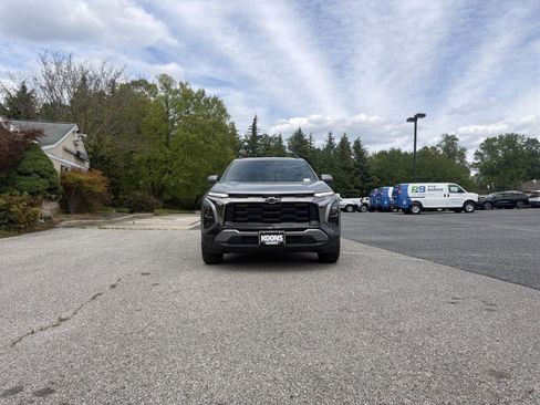 New 2026 Chevrolet Equinox ACTIV AWD/4WD image 11