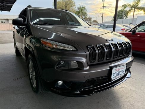 Used 2018 Jeep Cherokee Latitude image 9